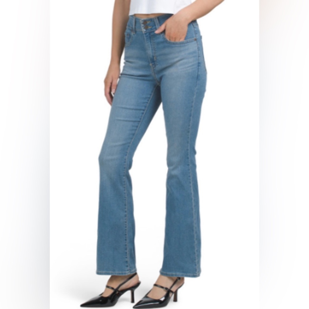 NWT- Levi's 726 FLARE High Rise Western Women's Blue Jeans
